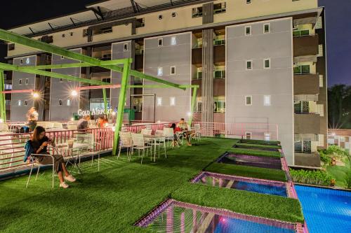 โกลด์ แอร์พอร์ต สวีท (Gold Airport Suites) in สนามบินสุวรรณภูมิ