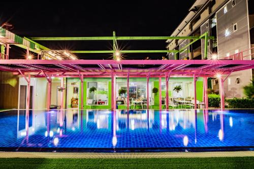 โกลด์ แอร์พอร์ต สวีท (Gold Airport Suites) in สนามบินสุวรรณภูมิ