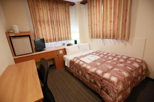 Double Room with Small Double Bed - Non-Smoking