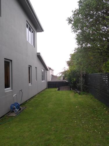 حديقة, Stay Auckland in ألباني