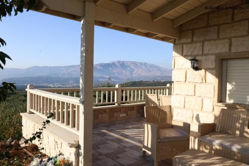 שקיעת הדובדבן in Majdal Shams