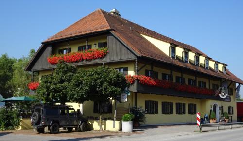 Hotel-Gasthof Wadenspanner - image 3