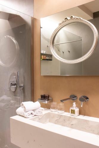 Le Quattro Dame Luxury Suites - image 4