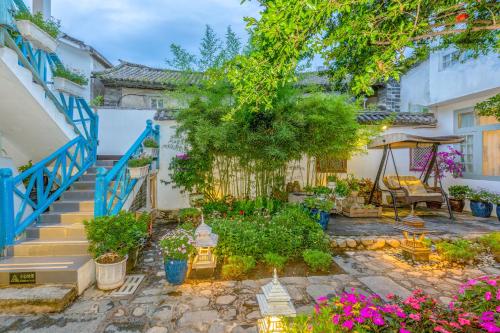 E-outfitting Boutique Hotel
