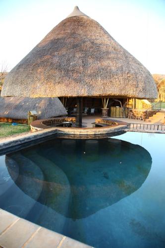 Pub/Lounge, Tidimalo Lodge in Maanhaarand