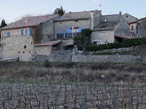 La petite maison en pierres