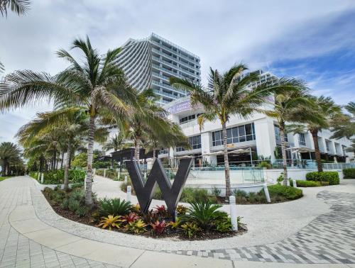 Modern Luxury Beach Hotel 1 Bedroom Corner with Views 901 - image 11