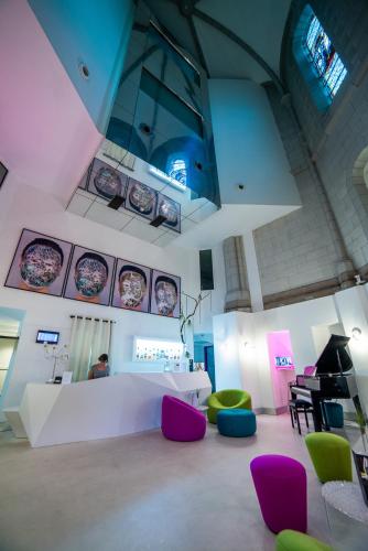 SOZO Hotel - image 2