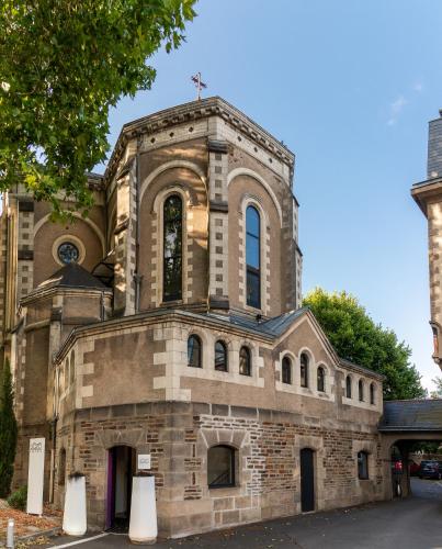 SOZO Hotel - image 14