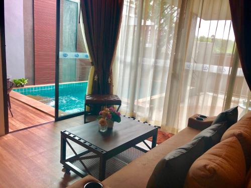 KG Private Pool Villas Soi 9