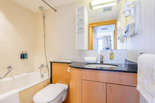 B-Aparthotels Ambiorix - image 11