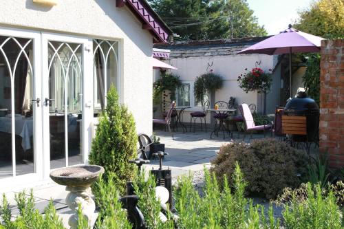 The Salty Monk Bed & Breakfast - image 6