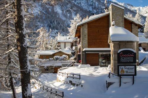  Albergo Ristorante Cuccini, Pension in San Domenico bei Mozzio