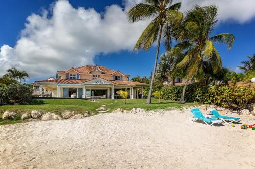 Villa Marine 5 étoiles sur la plage du lagon à deux pas du golf - Location, gîte - Saint François