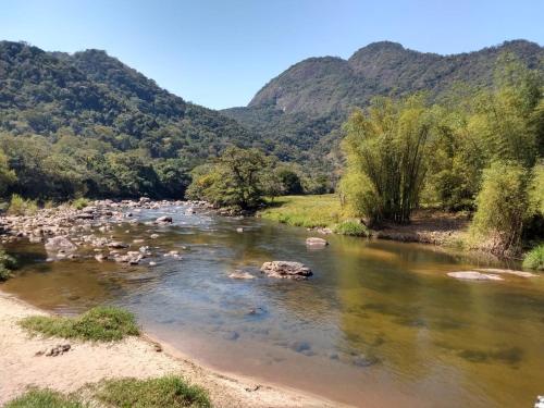 Pousada do Bote - Apart Suítes em " Sítio Santa Helena" , próximo ao Sana