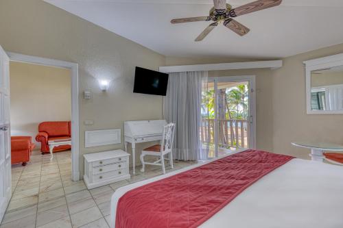 Playabachata Resort