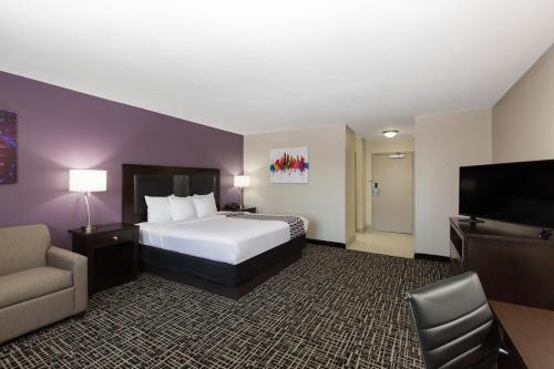 La Quinta Inn & Suites by Wyndham Blue Springs in บลูสปริงส์ (MO)
