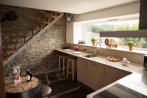 ESPIGUEIRO DA CASADA VILLA RURAL - FOZ DO DOURO by LW in Foz do Sousa