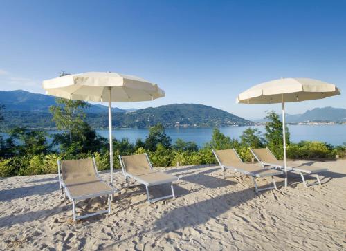 Beach, Residence Carl&Do in Baveno