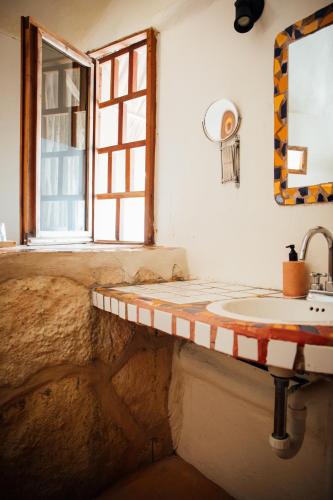 218828112 Zamas Hotel