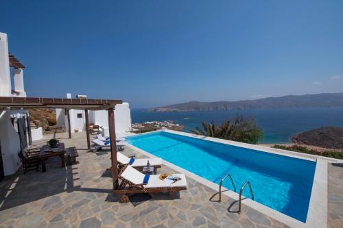 Siourdas Mykonos Villas - main image