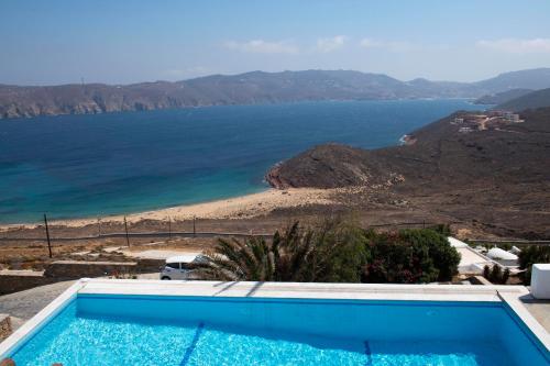 Siourdas Mykonos Villas - image 14