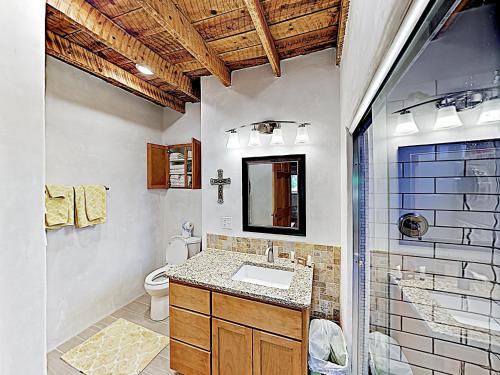 New Listing! Two Sisters Adobe Home - image 2