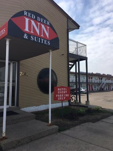 Red Deer Inn & Suites