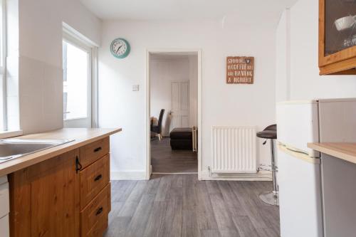 ยูโรวิลลา (Eurovilla) in บอลลีมาคาร์เรต