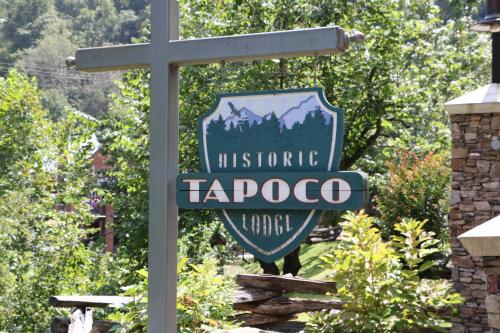 Historic Tapoco Lodge in Tapoco, USA