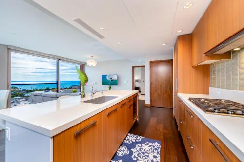 One AlaMoana #1708 - image 5