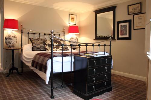 The Spread Eagle - image 9