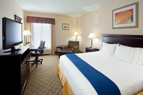 Holiday Inn Express Carneys Point New Jersey Turnpike Exit 1, an IHG Hotel