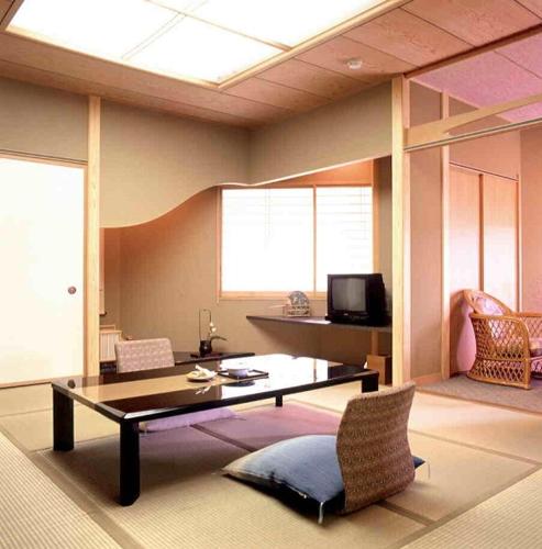 4 futon beds