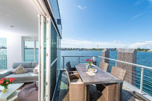 Schwimmendes Haus Waterfront - image 8