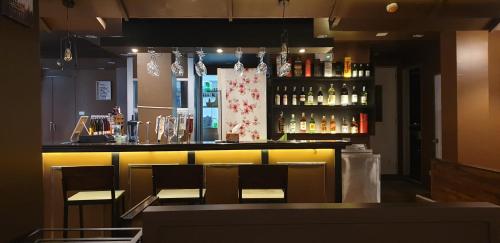 Vinary Hotel Sukhumvit - SHA EXTRA Plus - main image