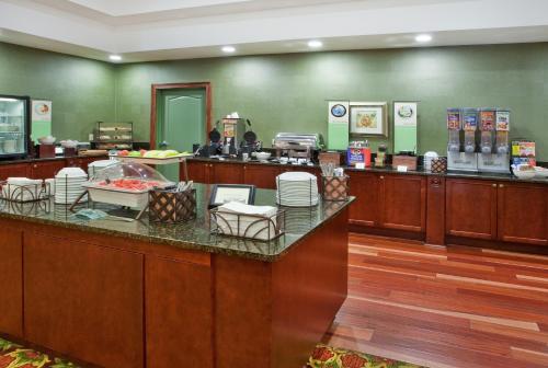 Country Inn & Suites by Radisson, Athens, GA