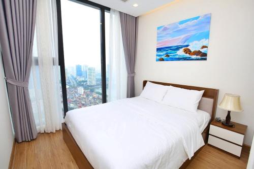 Apartment with Lake View image 2
