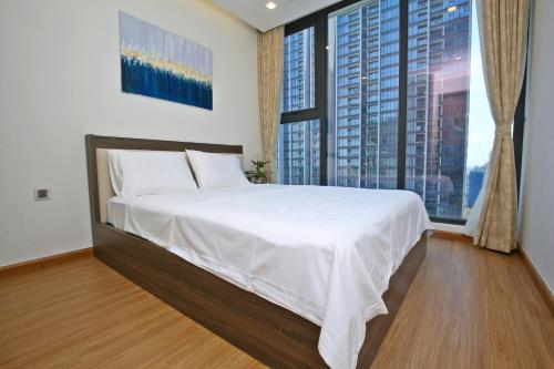 Three-Bedroom Apartment image 1