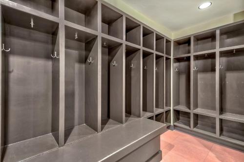 Huge 3 Bedroom Condo At Northstar - Sleeps 10 Condo - image 9