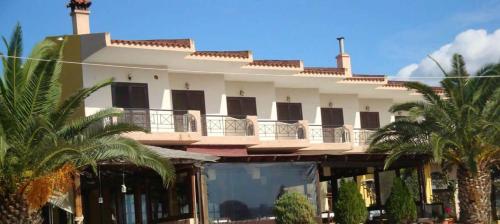 A wonderful Small apartment for 4 very close to a great beach. in Psakoudia