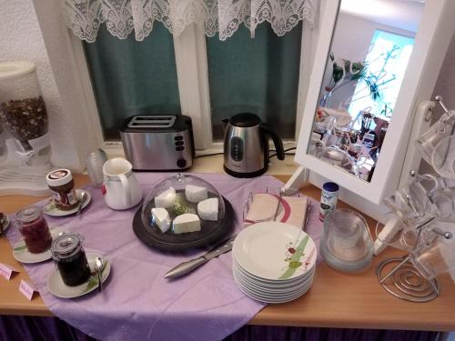 餐飲選擇, “瓦蒂杜爾”潘森酒店 (Pension Waldidyll) in 施督巴赫