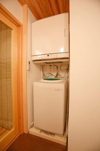 Three-Bedroom Apartment image 8