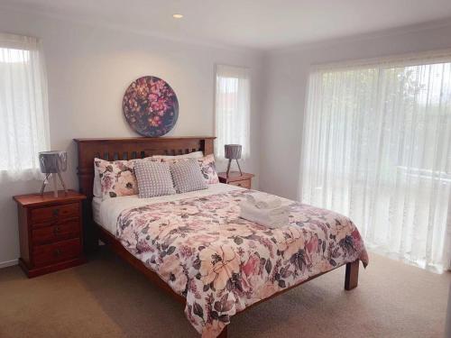 Cosy Rotorua center holiday home