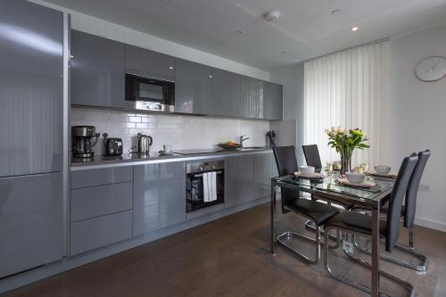 Luxury Central London Apartment - image 6