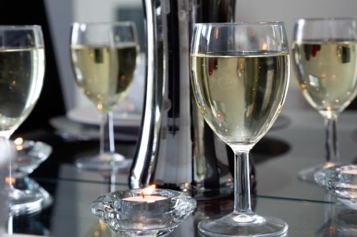 Luxury Central London Apartment - image 11