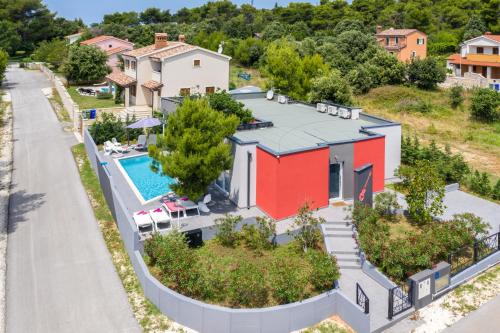 Vila Jura