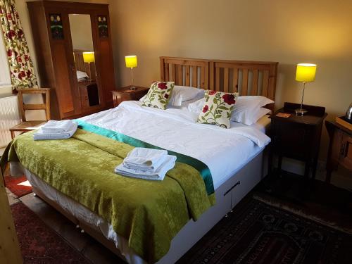 Oak Tree Farm Bed & Breakfast – Yoxford