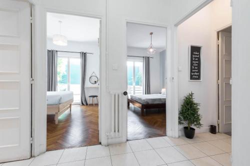 6 bedrooms seaview house Old Town - image 14