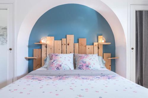 6 bedrooms seaview house Old Town - image 9